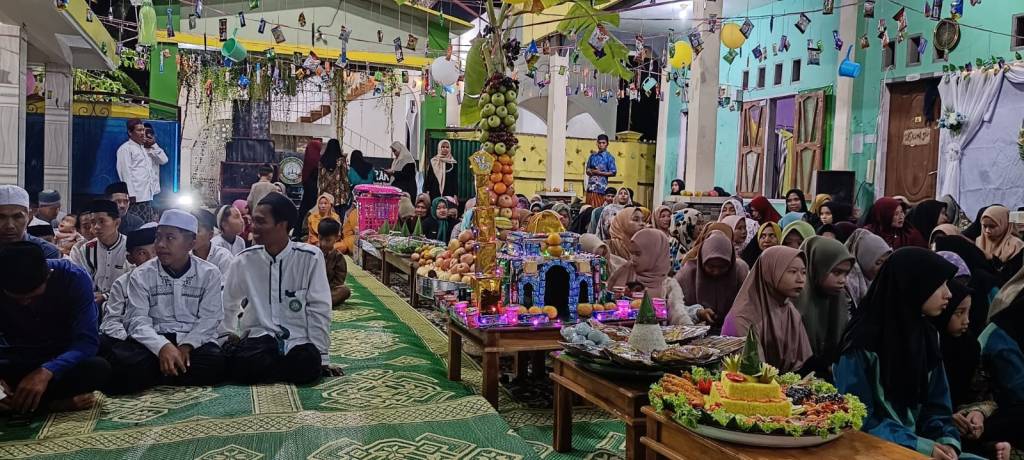 Peringatan Maulid Nabi Muhammad SAW di Ponpes MQ Mambaul Falah Bawean Dihadiri Pengurus IPNU IPPNU&nbsp;Jatim